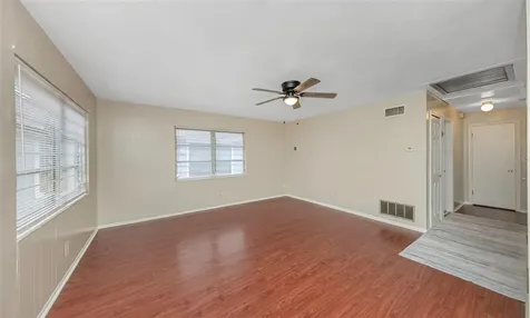 2423 Auburn Street S St Petersburg FL 33712