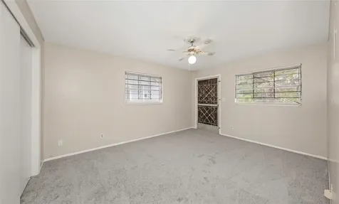 2423 Auburn Street S St Petersburg FL 33712