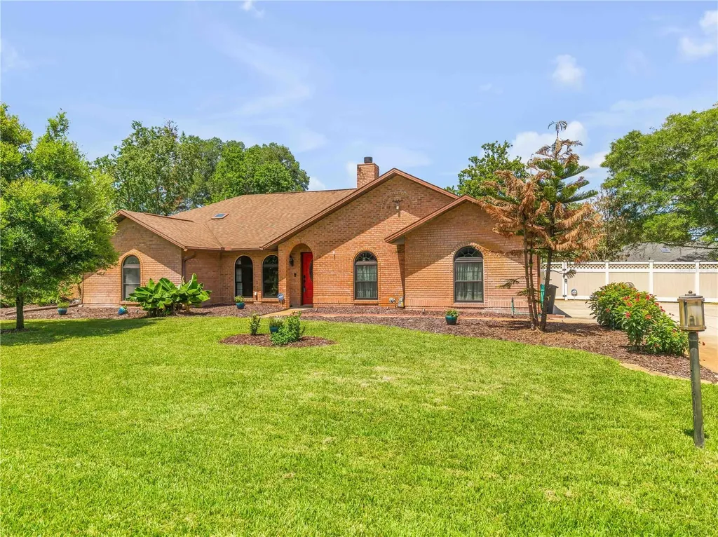 171 Live Oak Court New Smyrna Beach FL 32168