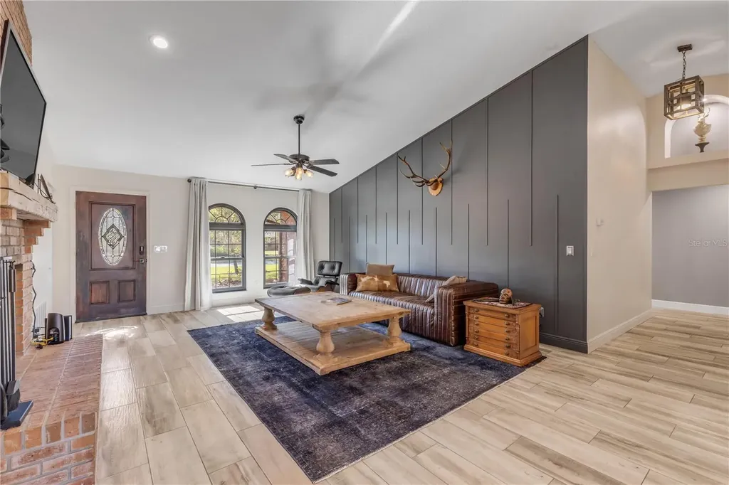 171 Live Oak Court New Smyrna Beach FL 32168