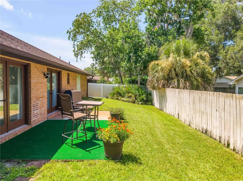 171 Live Oak Court New Smyrna Beach FL 32168