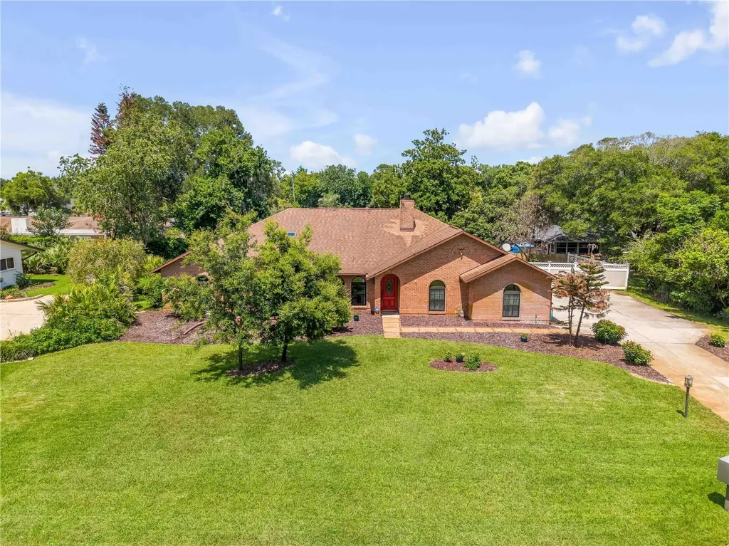 171 Live Oak Court New Smyrna Beach FL 32168