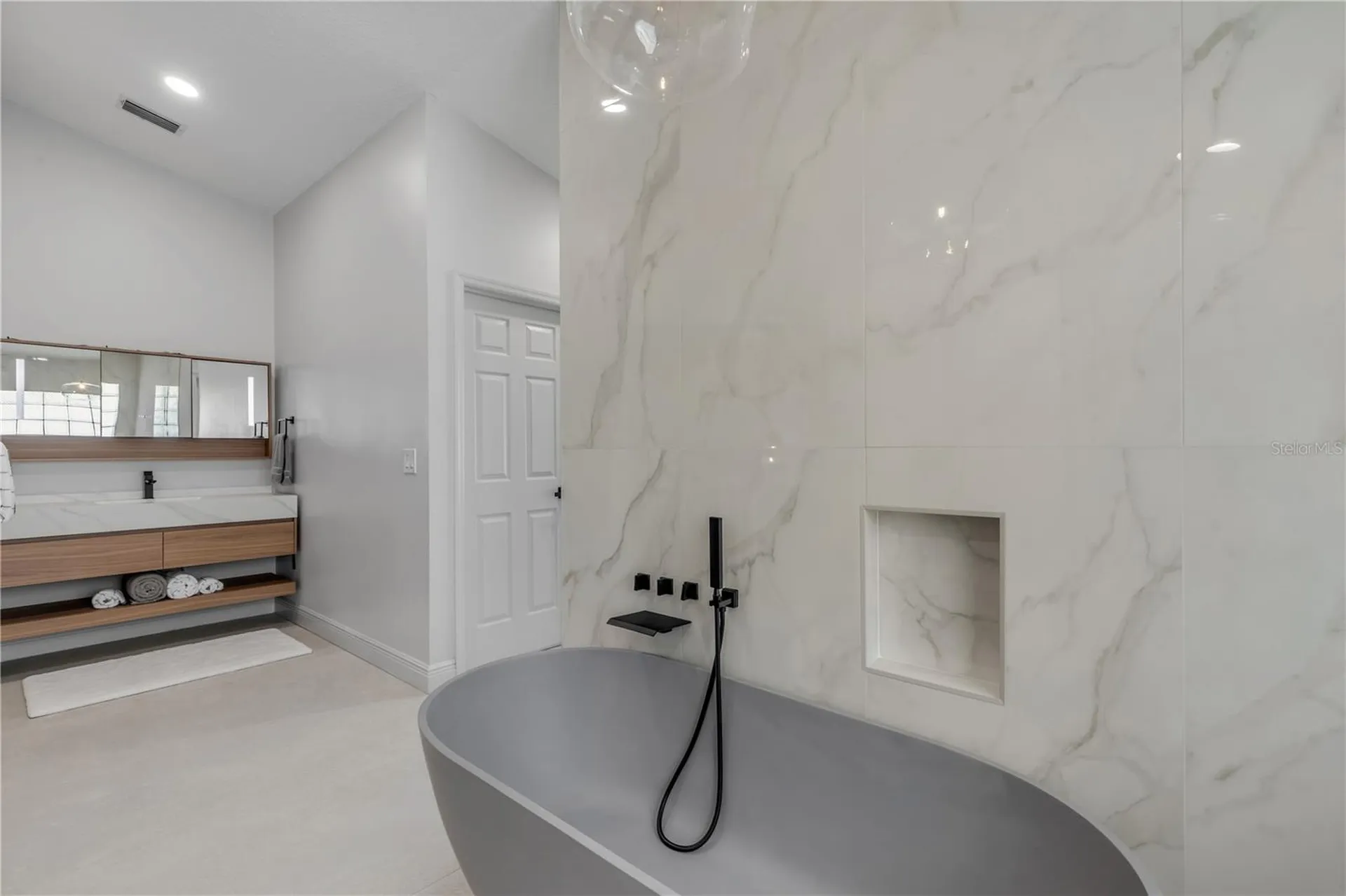 171 Live Oak Court New Smyrna Beach FL 32168