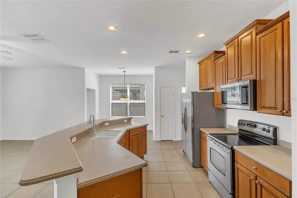 3323 Fawnwood Drive Ocoee FL 34761