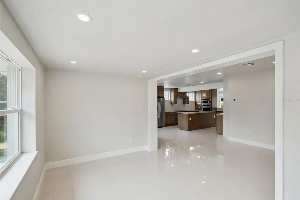 2316 N Griffin Drive Leesburg FL 34748