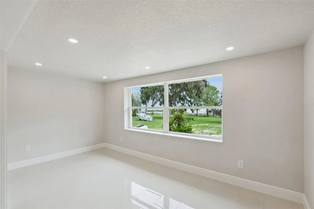 2316 N Griffin Drive Leesburg FL 34748