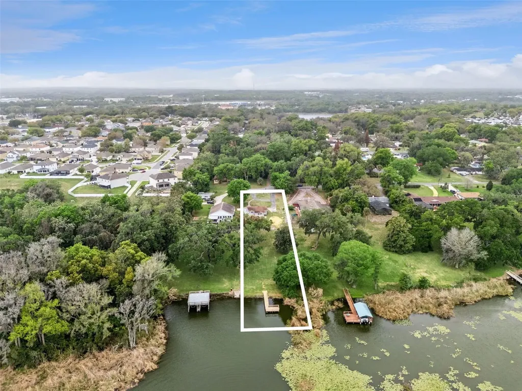 2316 N Griffin Drive Leesburg FL 34748