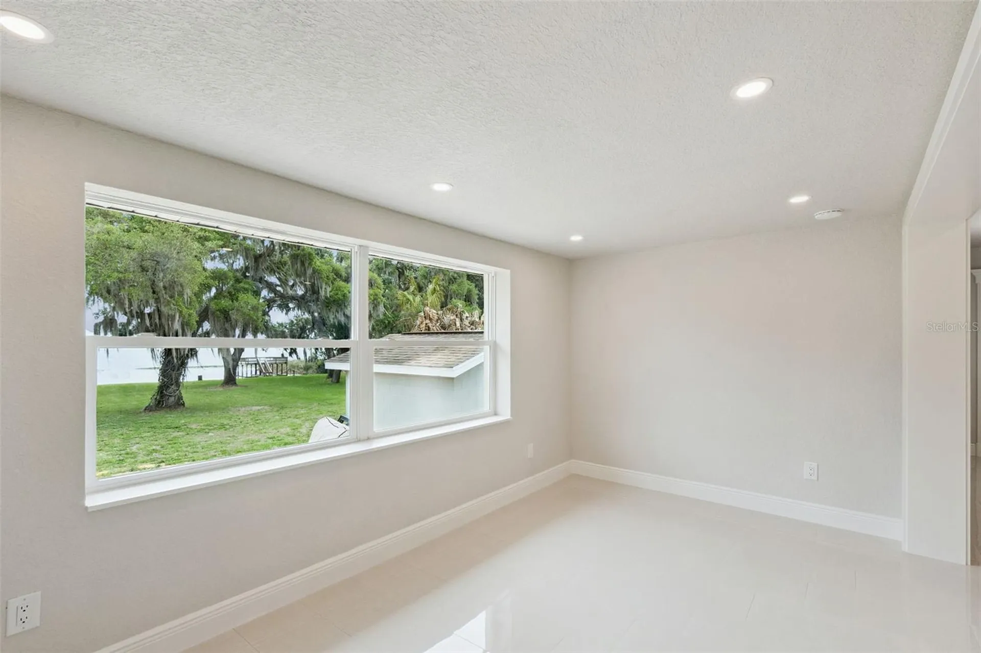 2316 N Griffin Drive Leesburg FL 34748