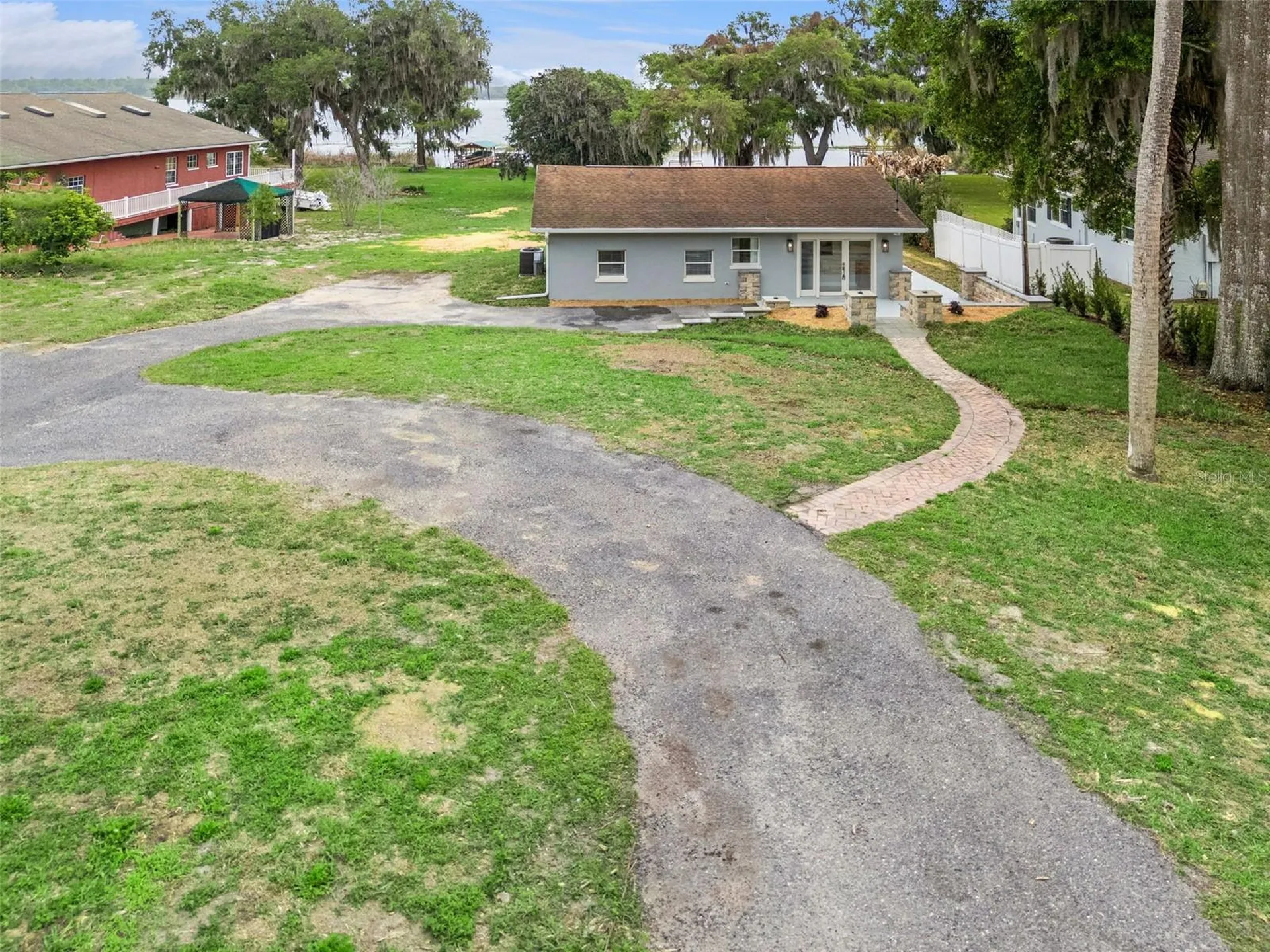 2316 N Griffin Drive Leesburg FL 34748