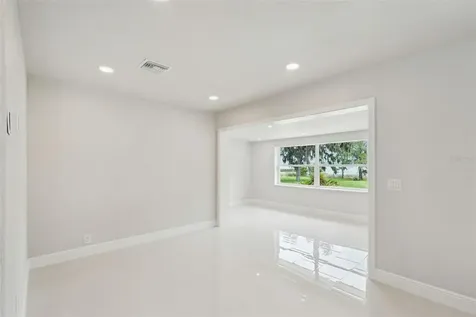 2316 N Griffin Drive Leesburg FL 34748