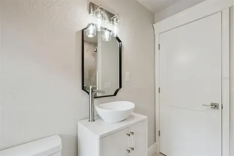 2316 N Griffin Drive Leesburg FL 34748