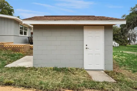 2316 N Griffin Drive Leesburg FL 34748