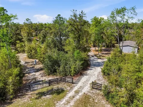 29578 SW 63rd Avenue Newberry FL 32669