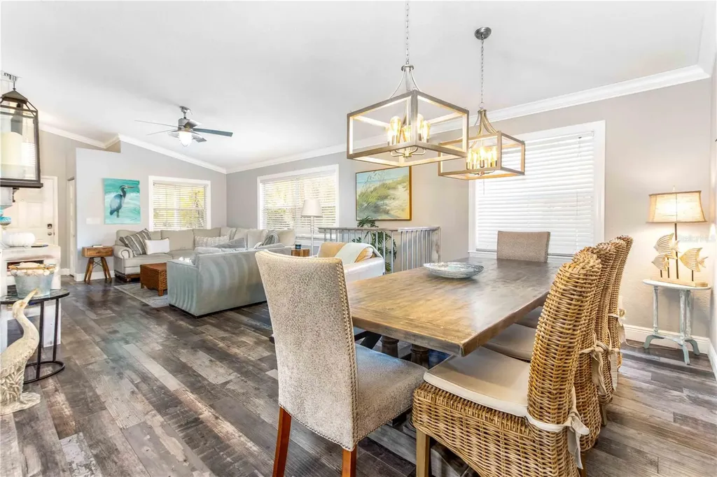 815 Florida Avenue Palm Harbor FL 34683