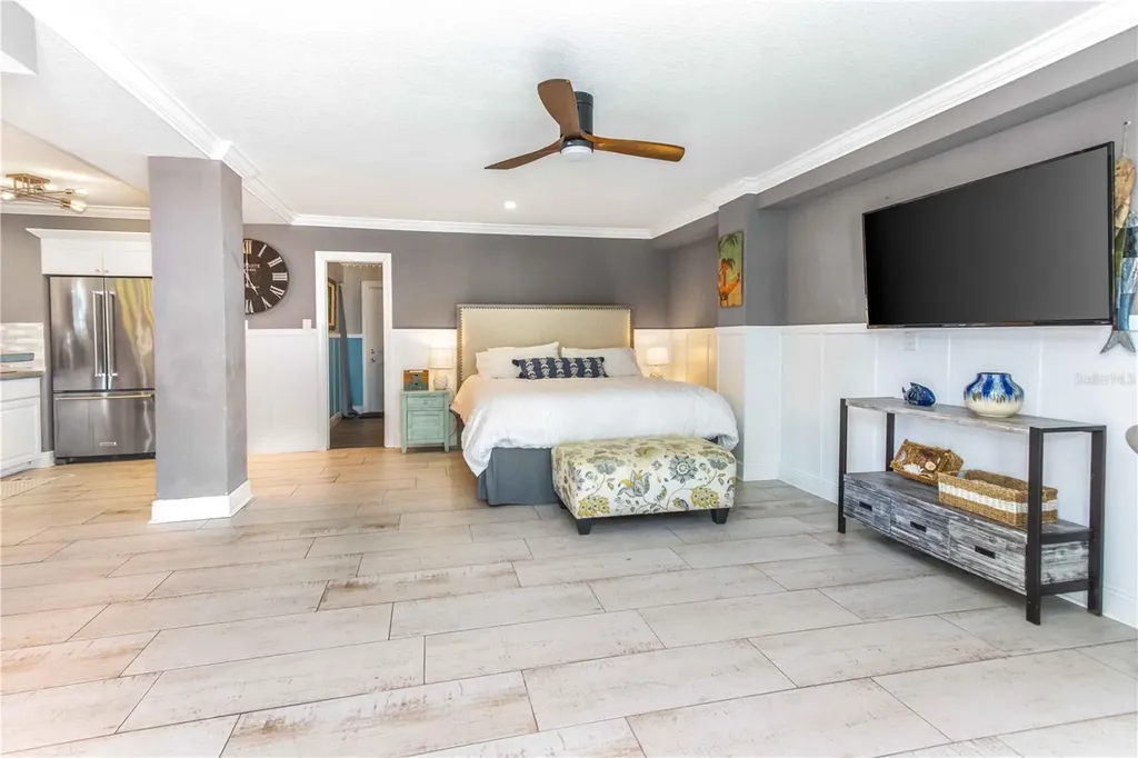 815 Florida Avenue Palm Harbor FL 34683