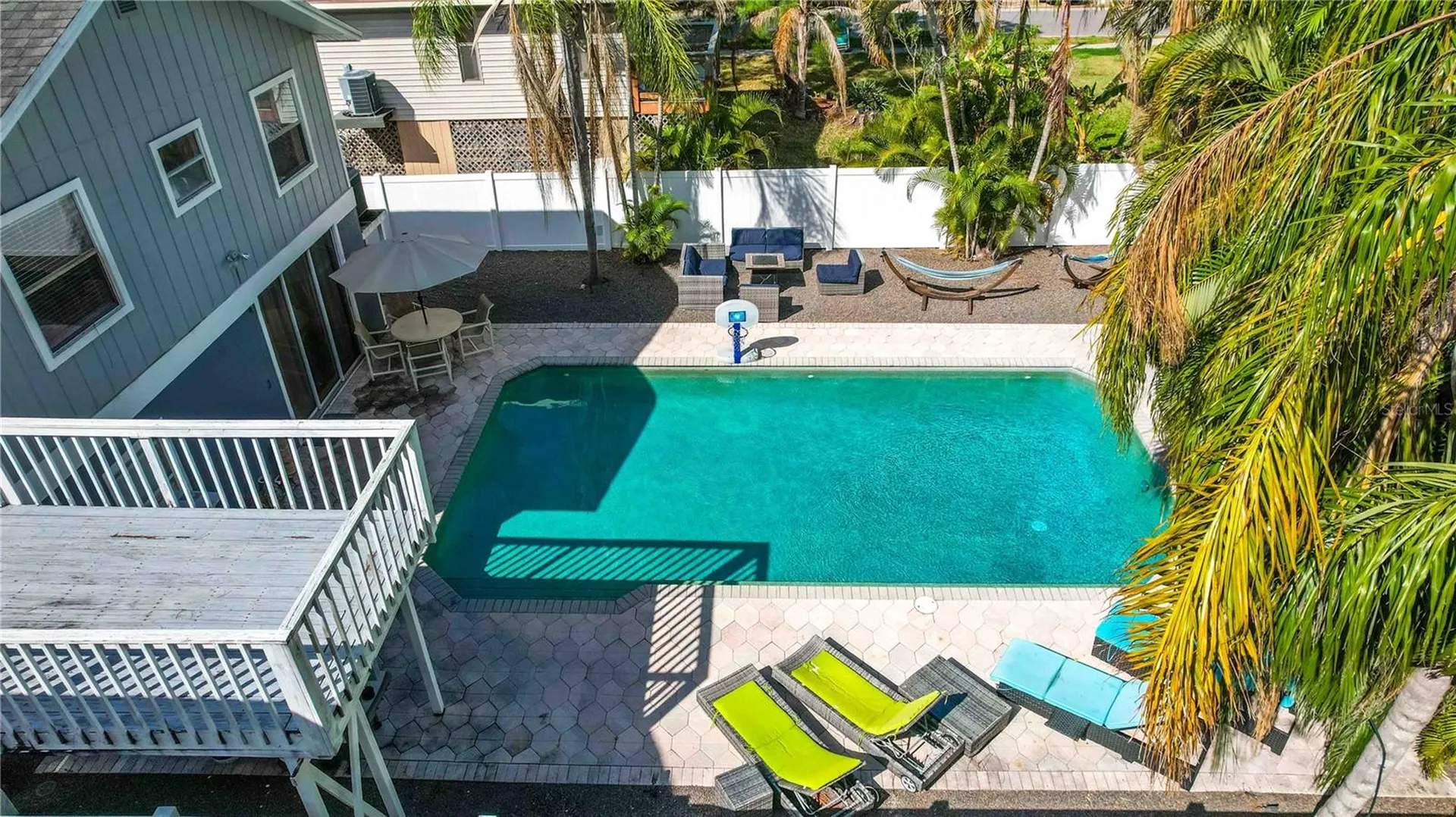815 Florida Avenue Palm Harbor FL 34683