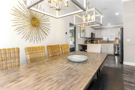 815 Florida Avenue Palm Harbor FL 34683