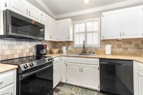815 Florida Avenue Palm Harbor FL 34683
