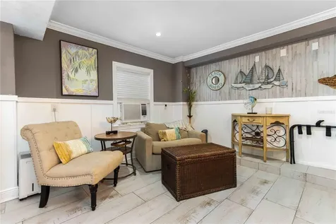 815 Florida Avenue Palm Harbor FL 34683
