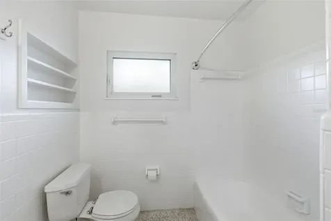 528 Ralph Street Siesta Key FL 34242