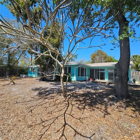 528 Ralph Street Siesta Key FL 34242