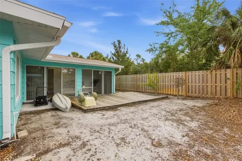 528 Ralph Street Siesta Key FL 34242