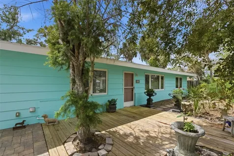 528 Ralph Street Siesta Key FL 34242