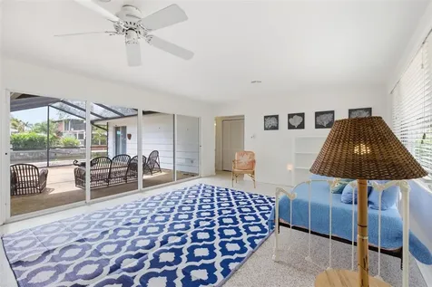 528 Ralph Street Siesta Key FL 34242