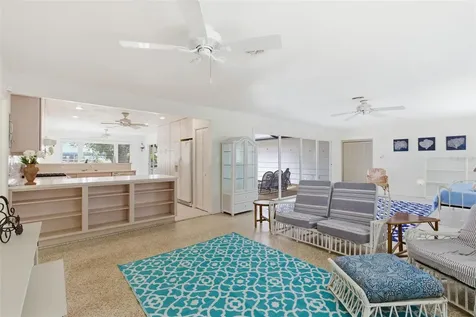 528 Ralph Street Siesta Key FL 34242