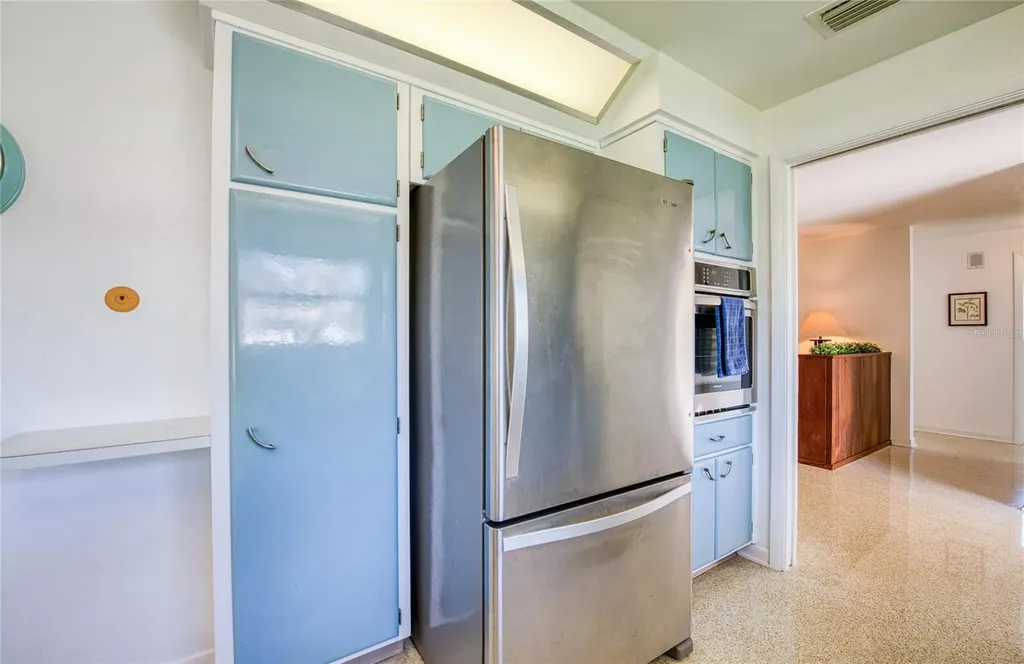 1631 Chateau Drive Clearwater FL 33756