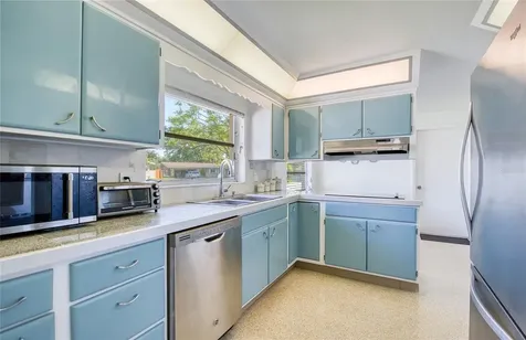 1631 Chateau Drive Clearwater FL 33756