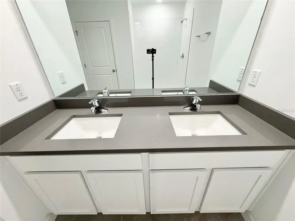 35629 Kinsey Point Zephyrhills FL 33541