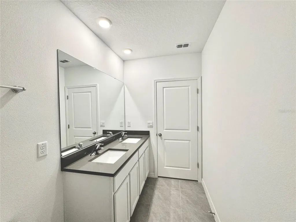 35629 Kinsey Point Zephyrhills FL 33541