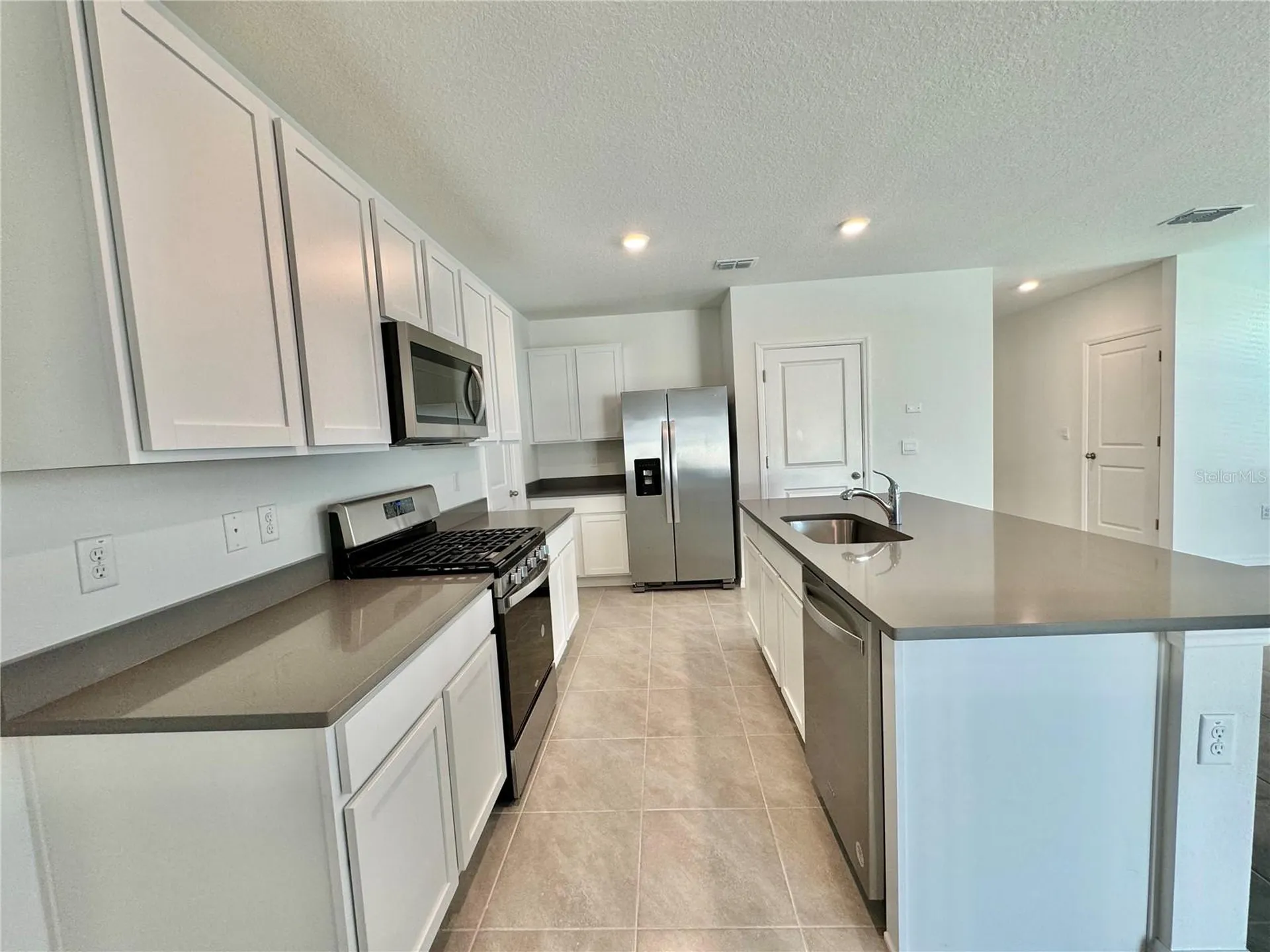 35629 Kinsey Point Zephyrhills FL 33541