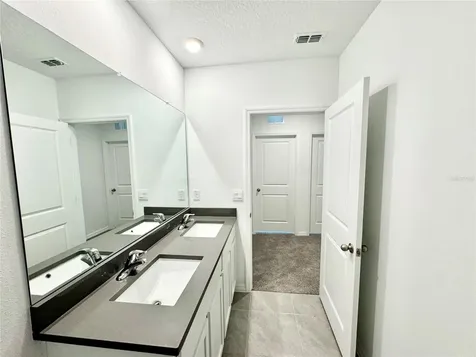 35629 Kinsey Point Zephyrhills FL 33541