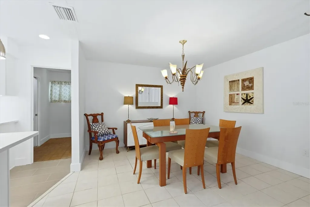 616 Lyons Lane Longboat Key FL 34228