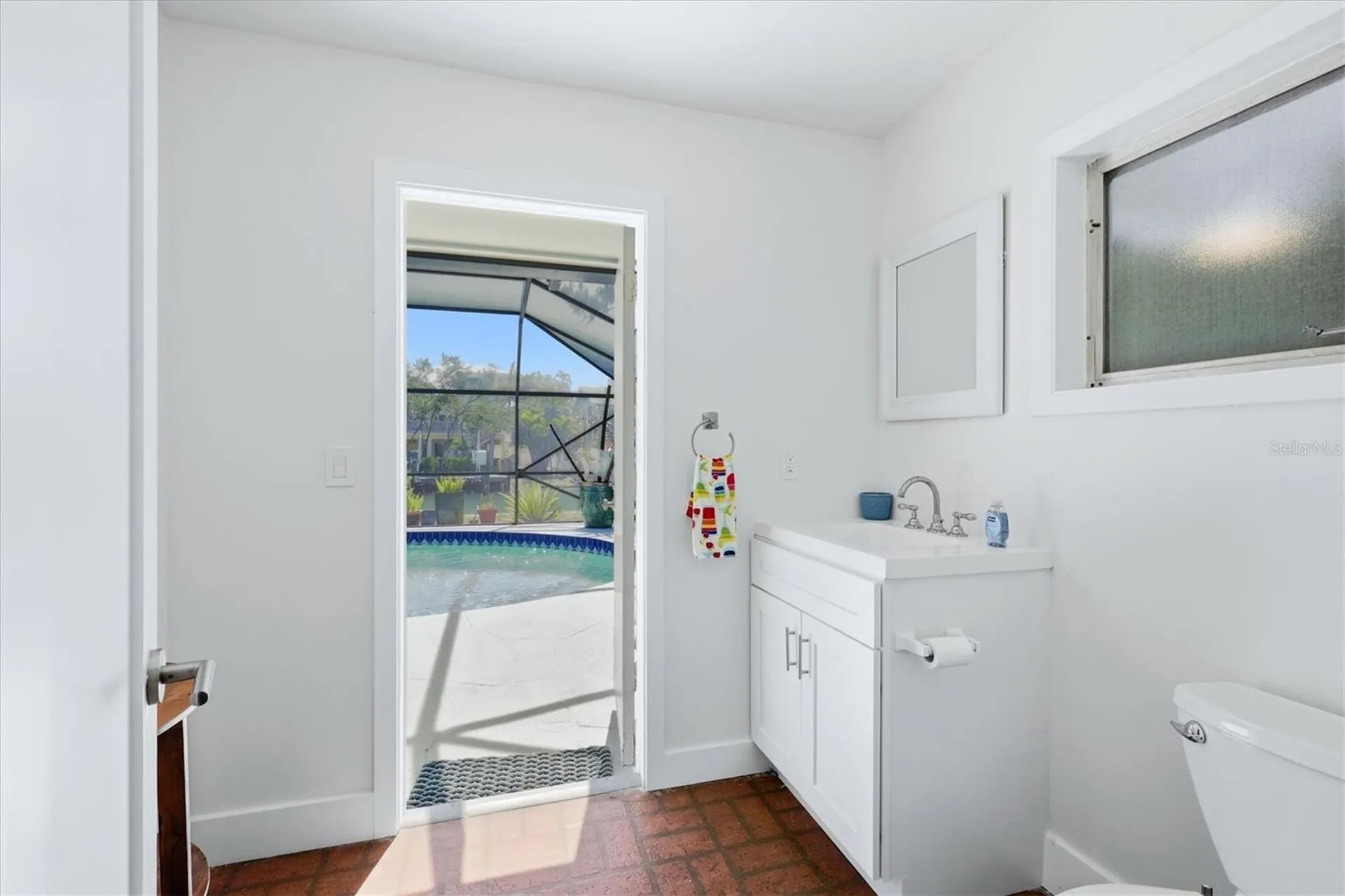 616 Lyons Lane Longboat Key FL 34228