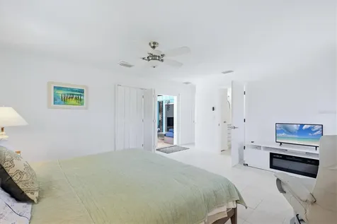 616 Lyons Lane Longboat Key FL 34228