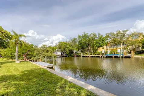 616 Lyons Lane Longboat Key FL 34228