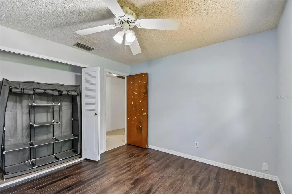 13635 Berkshire Court Grand Island FL 32735