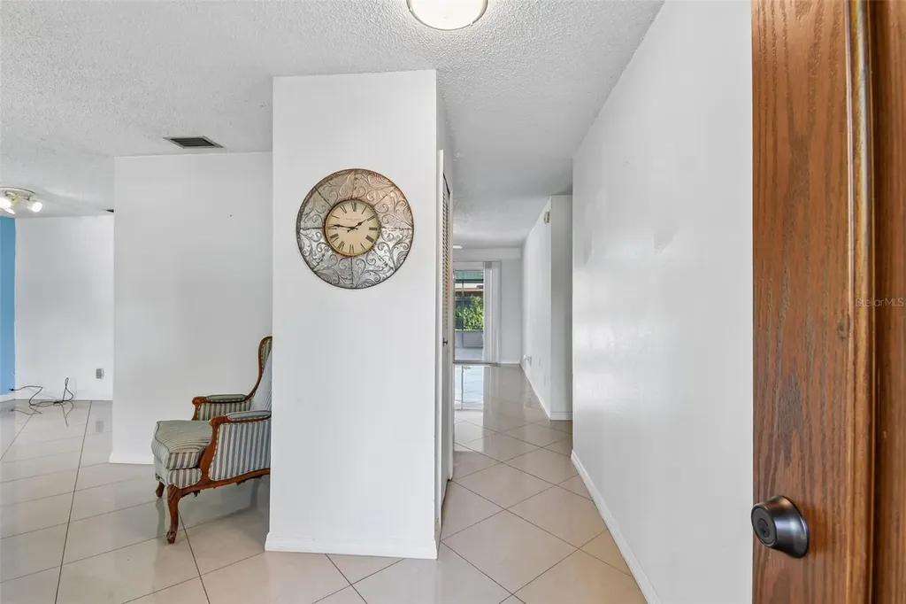 13635 Berkshire Court Grand Island FL 32735