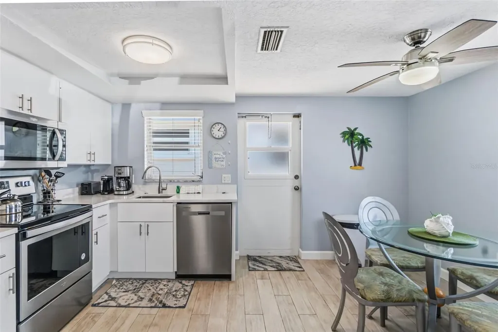 6154 Midnight Pass Road Sarasota FL 34242