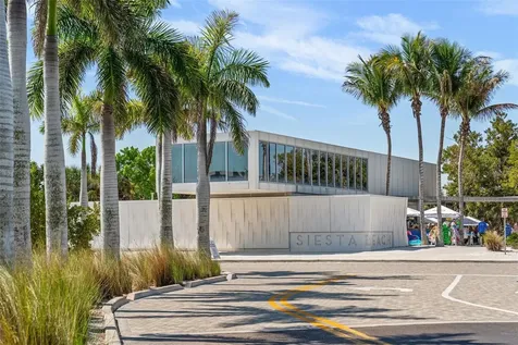 6154 Midnight Pass Road Sarasota FL 34242
