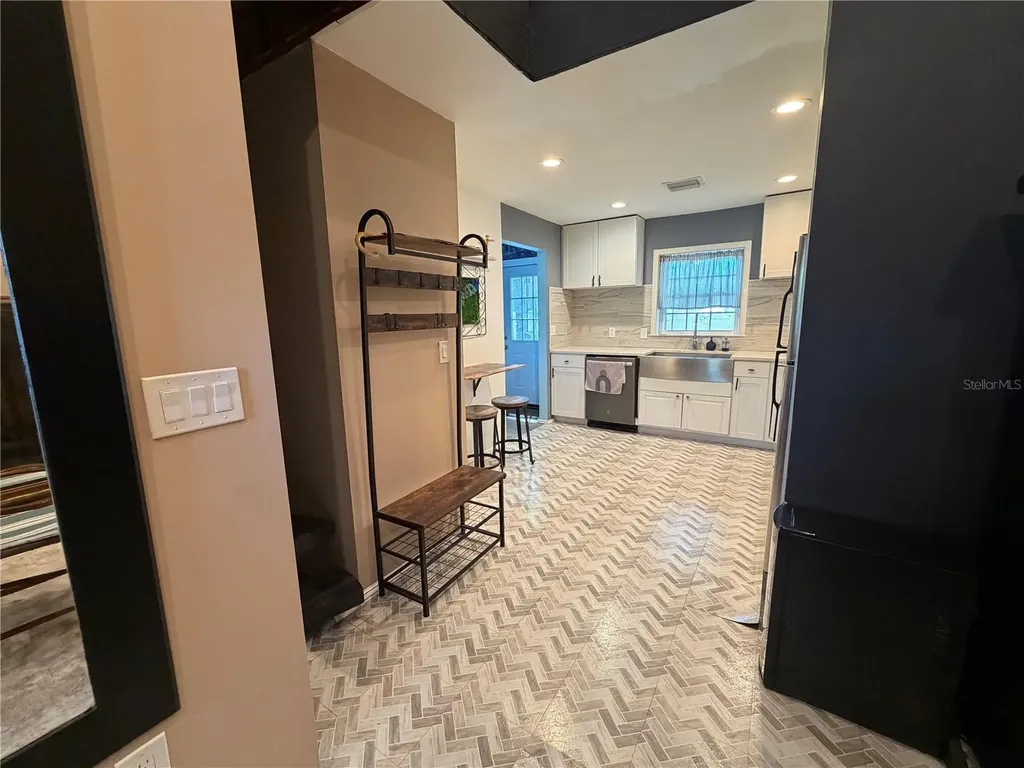 2516 3rd Avenue S St Petersburg FL 33712