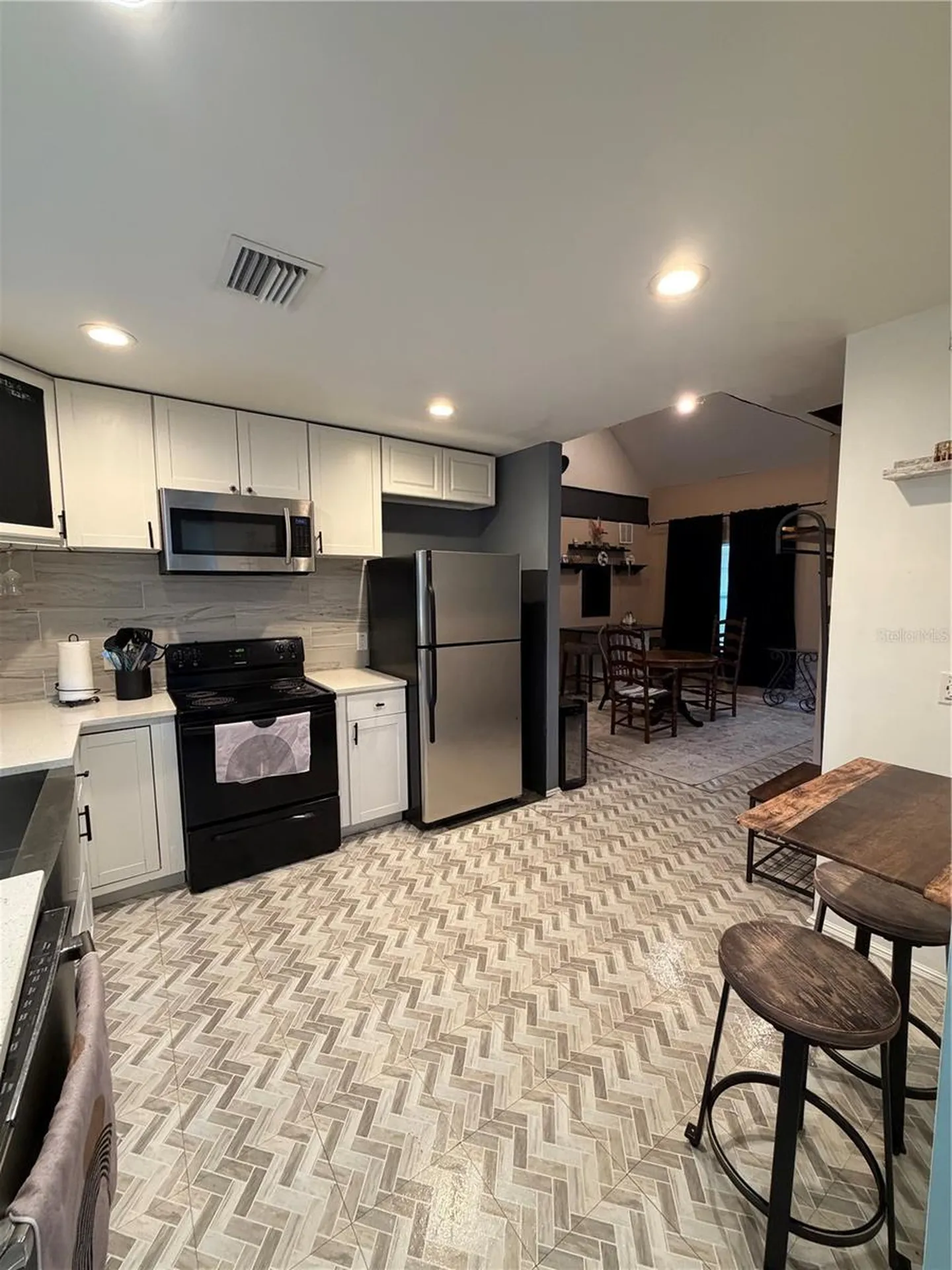 2516 3rd Avenue S St Petersburg FL 33712