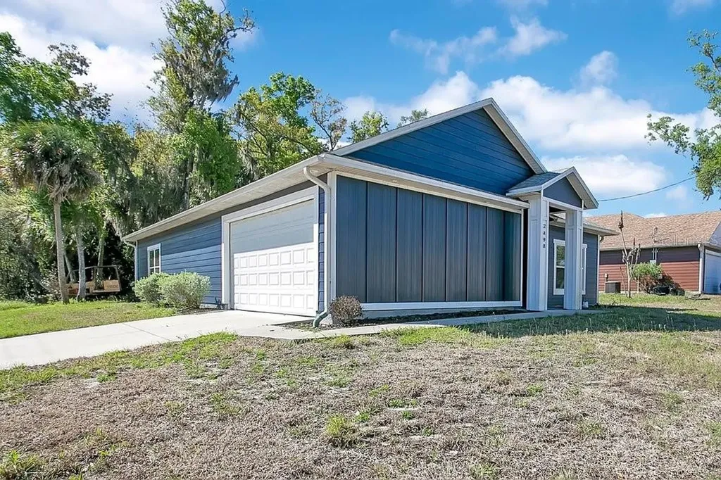 2498 Mitchell Avenue Mims FL 32754