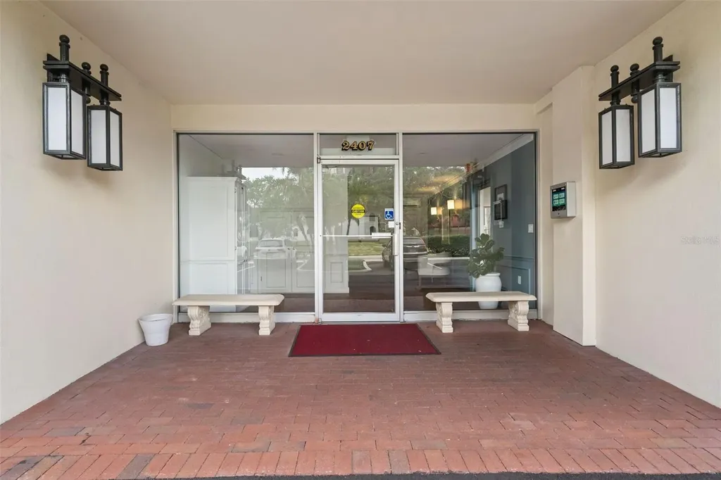 2407 S Ardson Place Tampa FL 33629