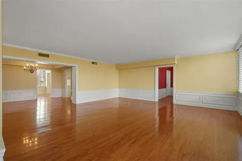 2407 S Ardson Place Tampa FL 33629