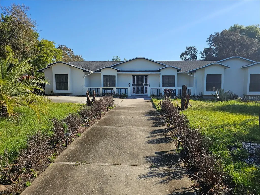 1745 Foxcreek Lane Apopka FL 32703