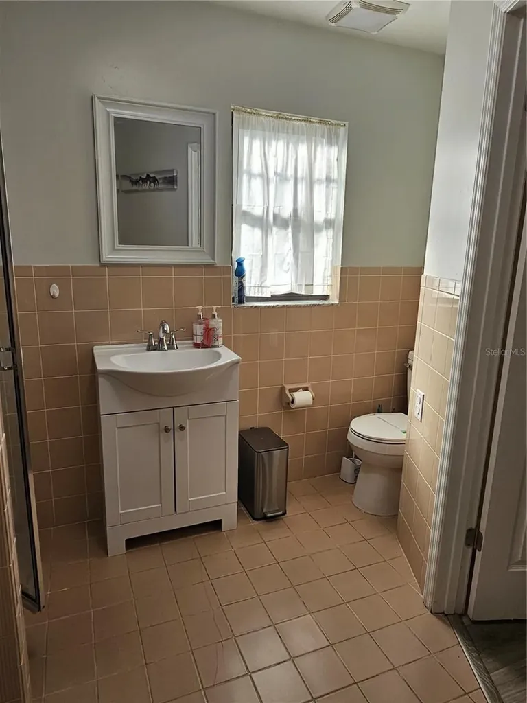 1745 Foxcreek Lane Apopka FL 32703